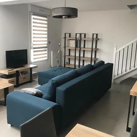 La Cartoucherie Apartment *